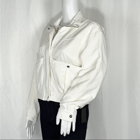 BlankNYC So Icy White Crepe Bomber Jacket SzXS Mesh Elastic Panel &Patch Pockets - Picture 4 of 16